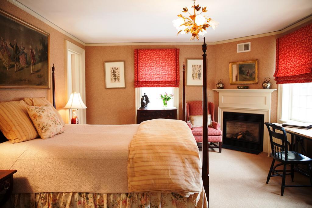 Bee And Thistle Inn Old Lyme Eksteriør bilde